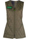 Betty Reversible Diamond Quilting Vest Green - BARBOUR - BALAAN 3