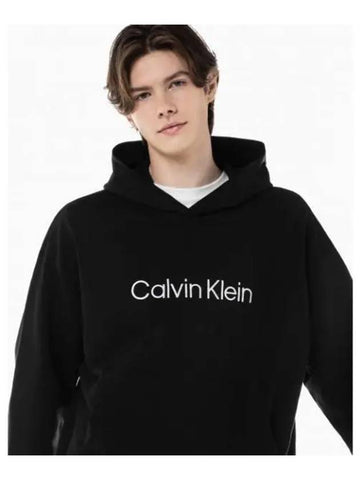 JEANS Men s Black Relaxed Fit Standard Logo Hoodie 40HM231 BAE - CALVIN KLEIN - BALAAN 1