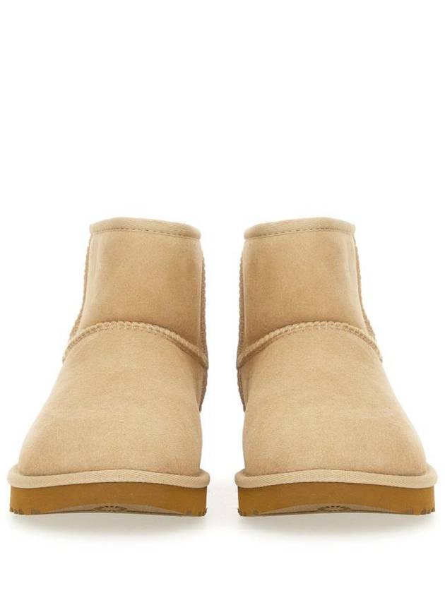 Classic Mini 2 Winter Boots Sand - UGG - BALAAN 6