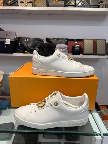 37 Front Row Women Sneakers White - LOUIS VUITTON - BALAAN 1