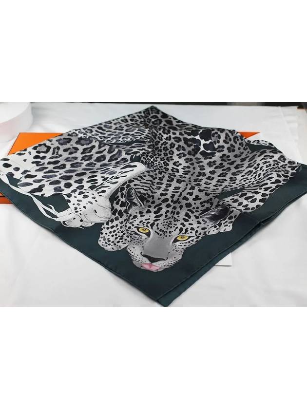 Lazy Leopardesses 90 Scarf Vert Noir - HERMES - BALAAN 3