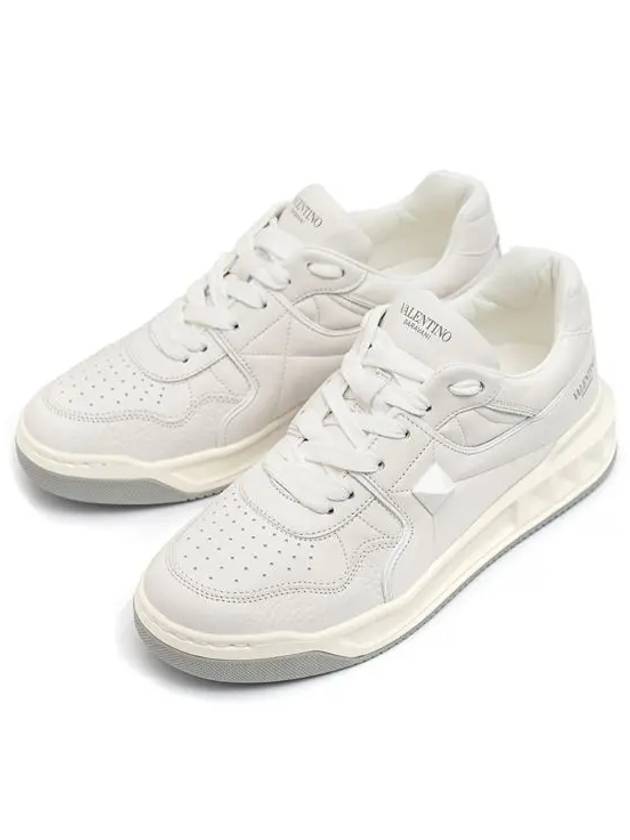 One Stud Nappa Leather Low Top Sneakers White - VALENTINO - BALAAN 3