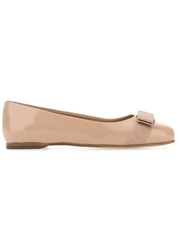 Women’s Varina Bellet Flats Brown - SALVATORE FERRAGAMO - BALAAN 1