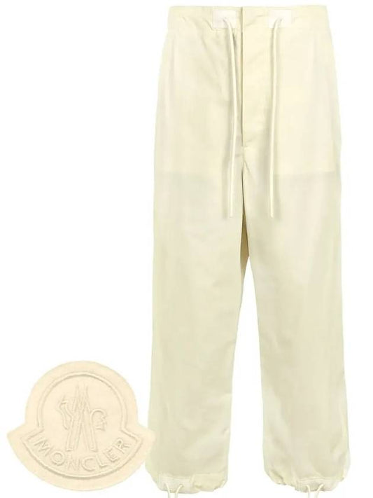 Off White 1952 Jogging Pants 2A00011 M1475 032 - MONCLER - BALAAN 1