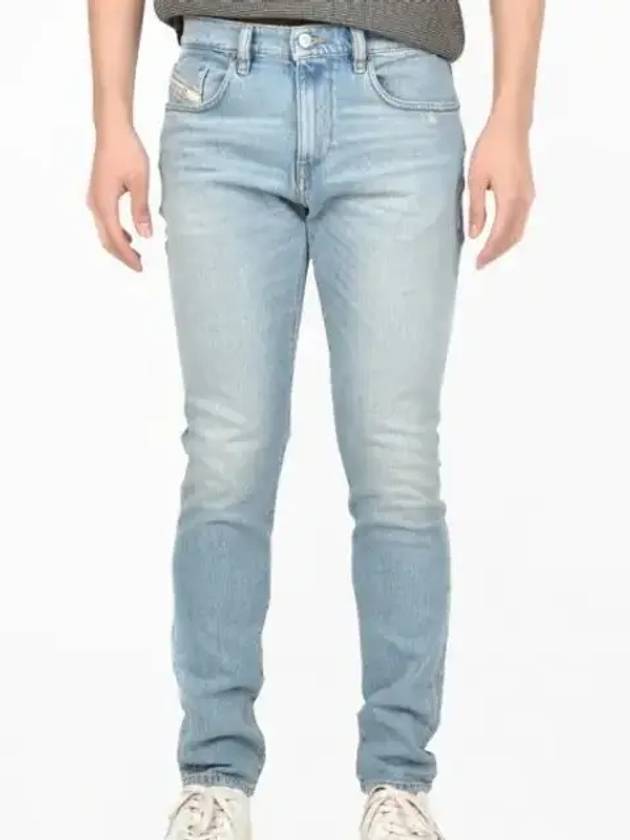 2019 D Strukt Slim Jeans Light Blue - DIESEL - BALAAN 2