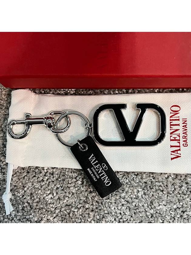 V Logo Signature Key Holder Black - VALENTINO - BALAAN 4