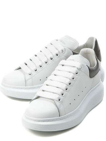 Oversized Low Top Sneakers Black White - ALEXANDER MCQUEEN - BALAAN 2