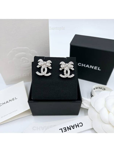 Women s Earrings Diamante Crystal CC Logo Ribbon ABA922 - CHANEL - BALAAN 1