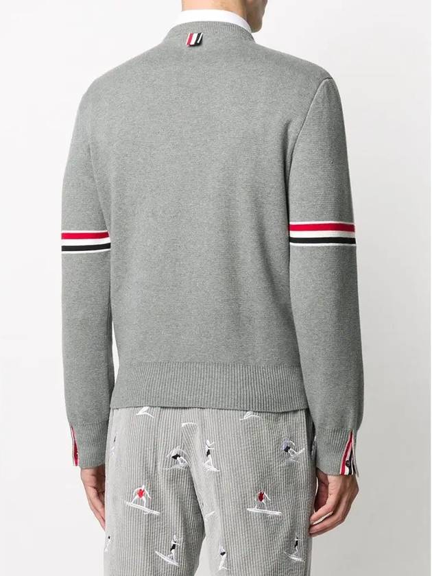 Men's Milan Stitch Armband Crew Neck Knit Top Light Grey - THOM BROWNE - BALAAN 6