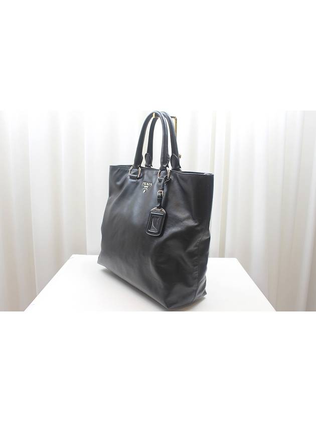 Black calfskin two way tote shoulder bag - PRADA - BALAAN 3