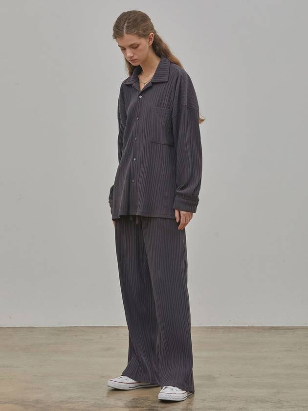 RYUL+WAI: Pleated Set-up Shirt Charcoal - RYUL+WAI: - BALAAN 3