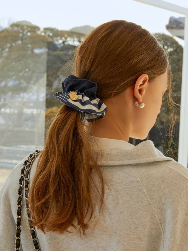 Striped Denim Scrunchie Navy - ANOETIC - BALAAN 1