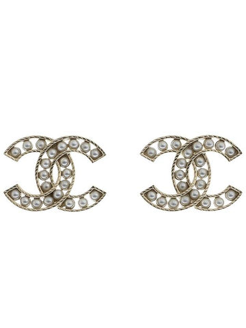 different earrings - CHANEL - BALAAN 1