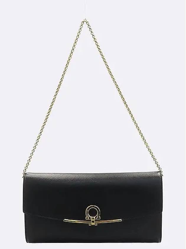 Ferragamo 22 C278 Gold Gancini Decorated Black Saffiano Leather WOC Clutch Bag - SALVATORE FERRAGAMO - BALAAN 1