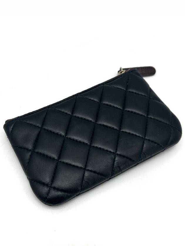 Lambskin mini pouch - CHANEL - BALAAN 5