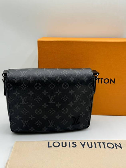 District PM Messenger Bag Black - LOUIS VUITTON - BALAAN 2