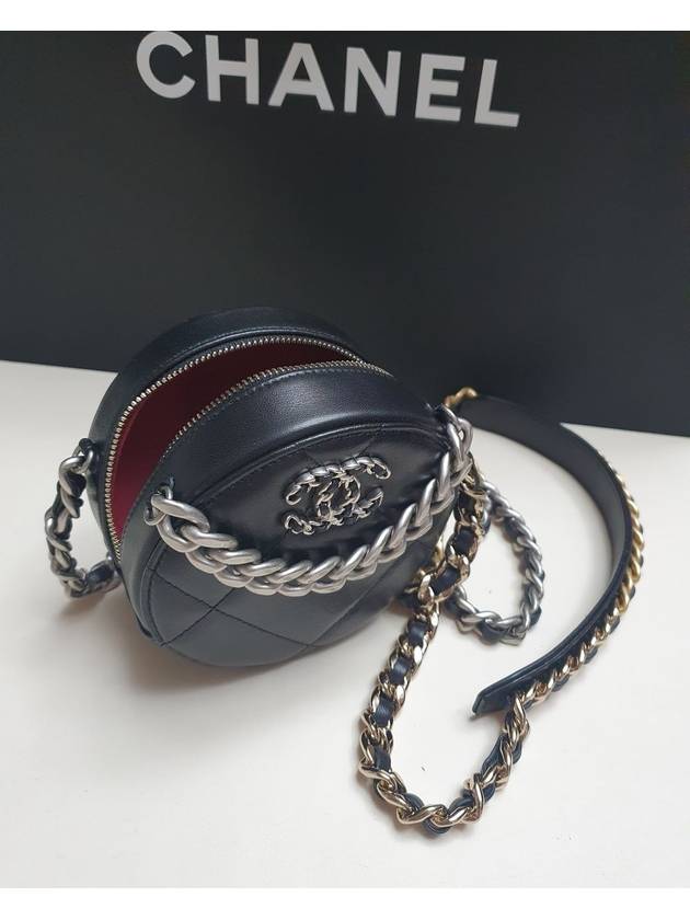 19 Lambskin Quilted Silver Chain Logo Tambourine Mini Bag Black - CHANEL - BALAAN.