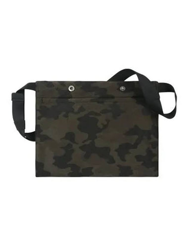 3-Way Camouflage Pocket Bag Green - ANDERSSON BELL - BALAAN 1