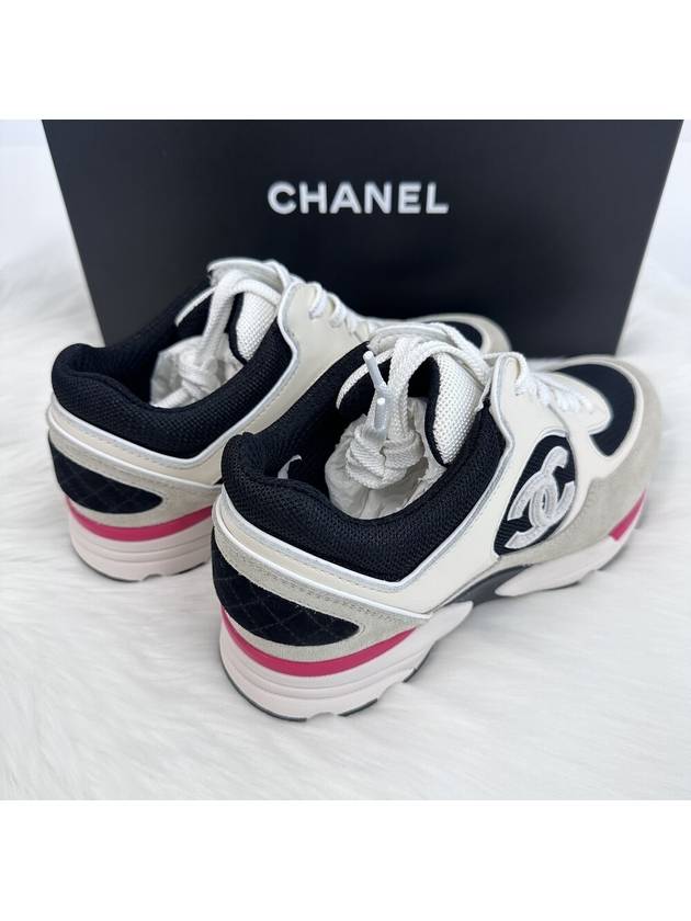 Trainer CC Logo Mesh Suede Low Top Sneakers White Black - CHANEL - BALAAN 5