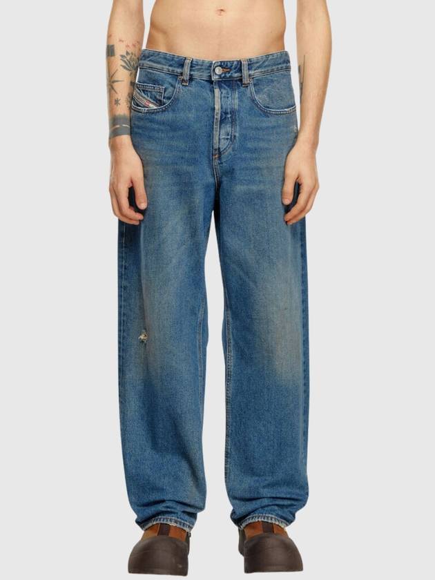 2001 D Macro Relaxed Jeans Medium Blue - DIESEL - BALAAN 2