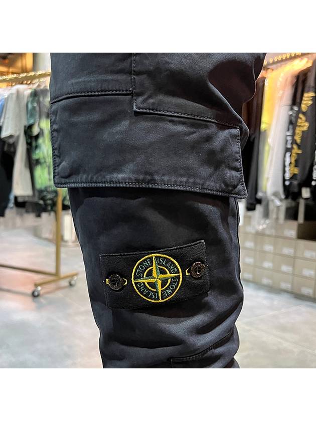 Men's Wappen Patch Cargo Straight Pants Navy - STONE ISLAND - BALAAN 5