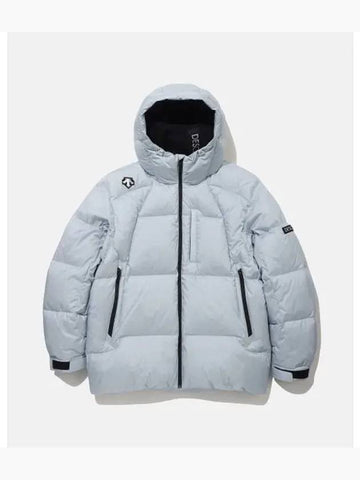 Seunghyeop Lee wearing Baylor puffer down jacket light gray SP423IDJO2 - DESCENTE - BALAAN 1