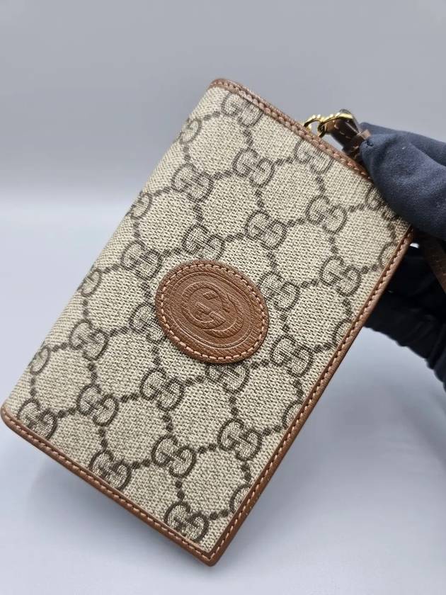 Interlocking passport case 700657 92TCG 8563 - GUCCI - BALAAN 3