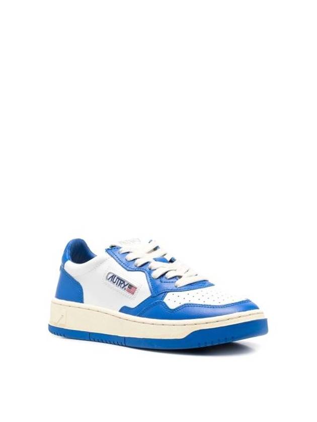 Women's Medalist Bi-Color Low-Top Sneakers Blue - AUTRY - BALAAN 3