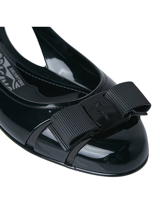 Vara Bow Jelly Ballet Flat Black - SALVATORE FERRAGAMO - BALAAN 9