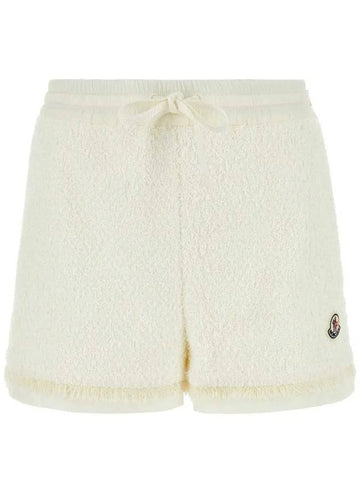 Women s Logo Patch Cotton Shorts 2B00007 597NZ 034 - MONCLER - BALAAN 1