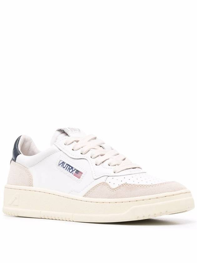 Women's Leather Suede Medalist Low Top Sneakers White Blue - AUTRY - BALAAN 5