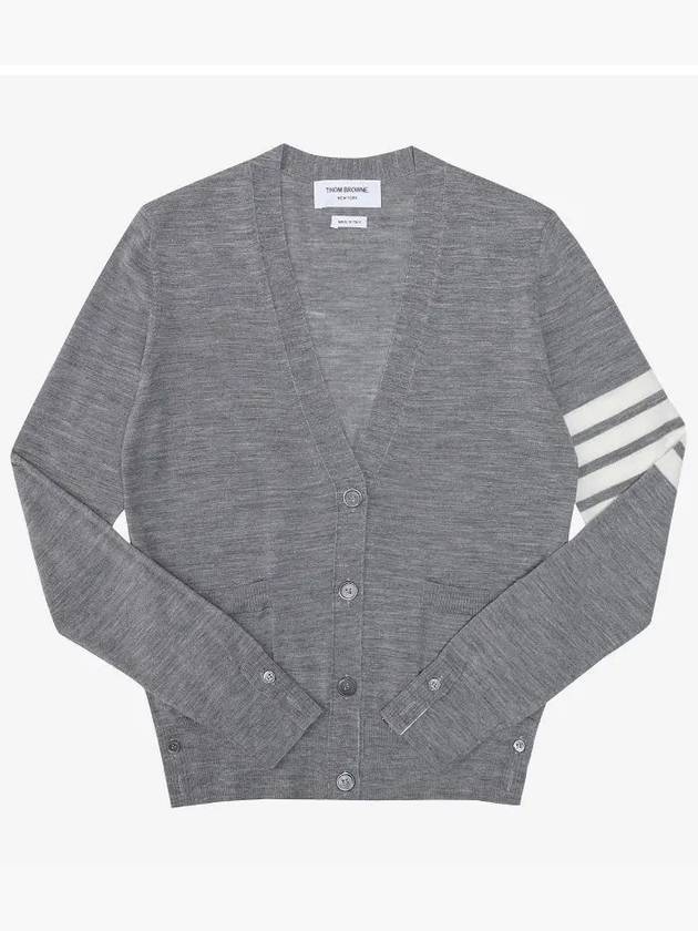 Sustainable Fine Merino Wool 4-Bar Relaxed Fit V-Neck Cardigan Light Grey - THOM BROWNE - BALAAN 3