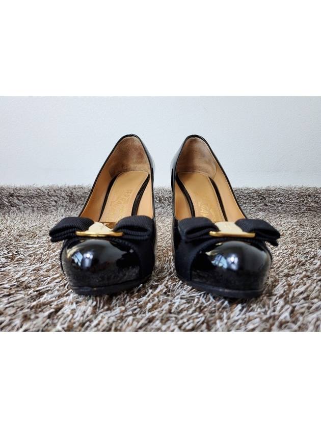 Ferragamo Pimpa gold ribbon pumps black 5 225 - SALVATORE FERRAGAMO - BALAAN 3