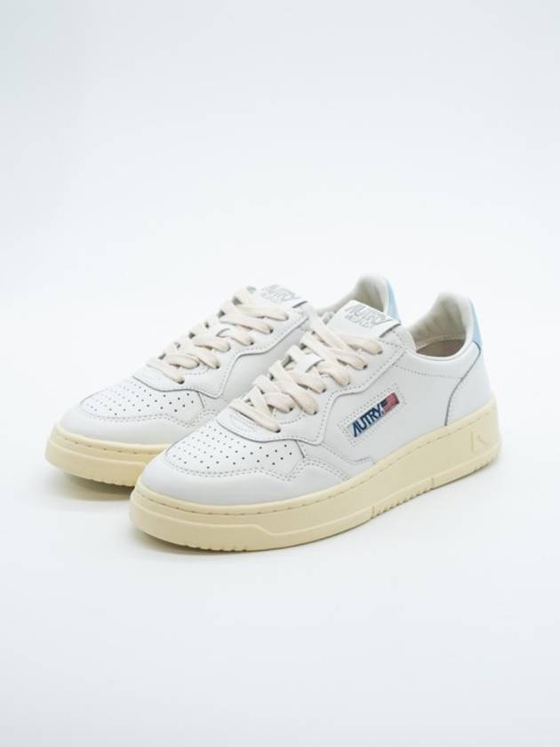 Medalist Light Blue Tab Low Top Sneakers White - AUTRY - BALAAN 3