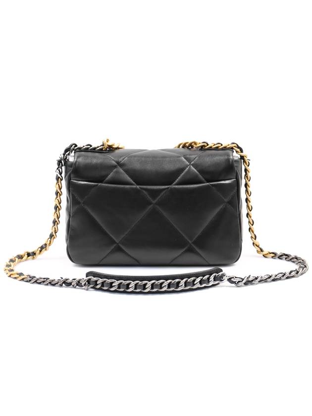 19 Lambskin Medium Hand Cross Bag Black - CHANEL - BALAAN 5