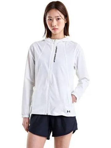 Women s Outrun The Storm Jacket 1377043 100 - UNDER ARMOUR - BALAAN 1