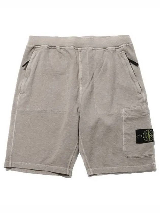 Men's OLD Treatment Logo Patch Cargo Bermuda Shorts Beige - STONE ISLAND - BALAAN 2