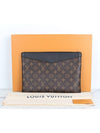 daily pouch black - LOUIS VUITTON - BALAAN 2