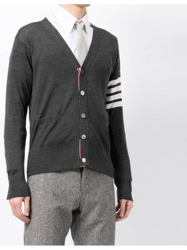 Men's Sustainable Classic Diagonal Wool Cardigan Dark Grey - THOM BROWNE - BALAAN 4