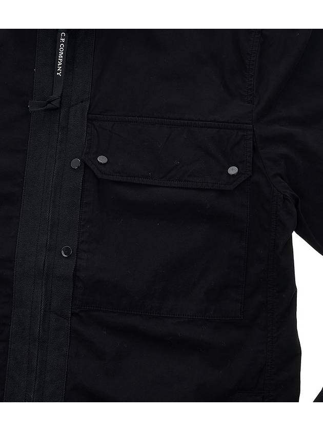 Men's Lens Wappen One Pocket Zip Up Jacket Black - CP COMPANY - BALAAN 8