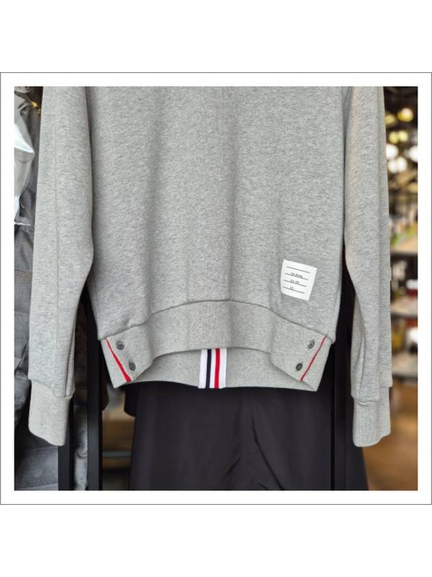 Center Back Stripe Crewneck Sweatshirt Light Grey - THOM BROWNE - BALAAN 3