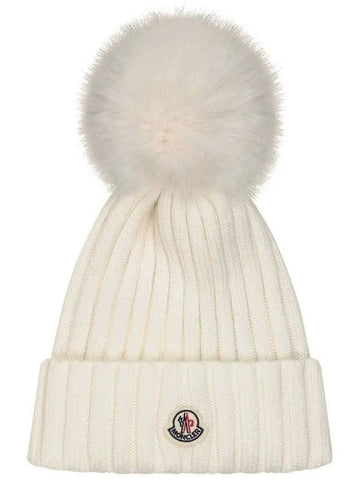 Logo Patch Pom Beanie Ivory 3B000 27 M1131 034 - MONCLER - BALAAN 1