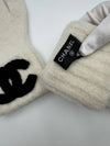 CC Logo Gloves White Black AAA591 - CHANEL - BALAAN 5