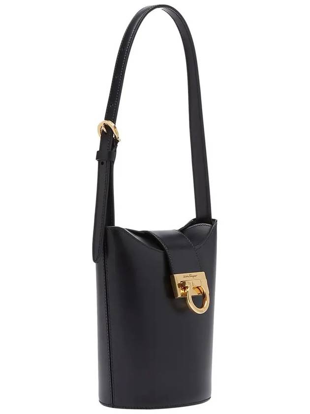 Small Trifolio Shoulder Bag Black - SALVATORE FERRAGAMO - BALAAN 4