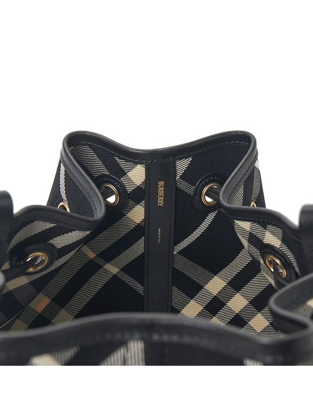 Check Medium Bucket Bag Black - BURBERRY - BALAAN 7