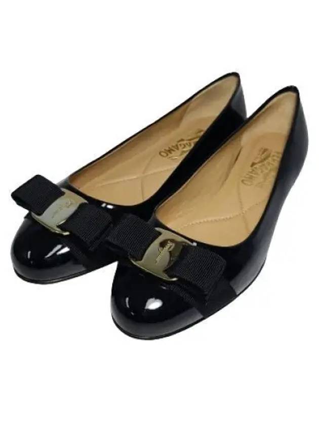 Ferragamo Barina Ballerina Women s Flat Shoes Foot C VARINA NERO 0574556 - SALVATORE FERRAGAMO - BALAAN 1