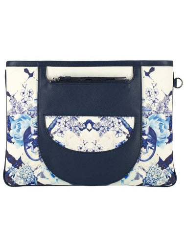 BlackLine Flower Art Clutchbag Bag_Navy - ALICEMARTHA - BALAAN 1