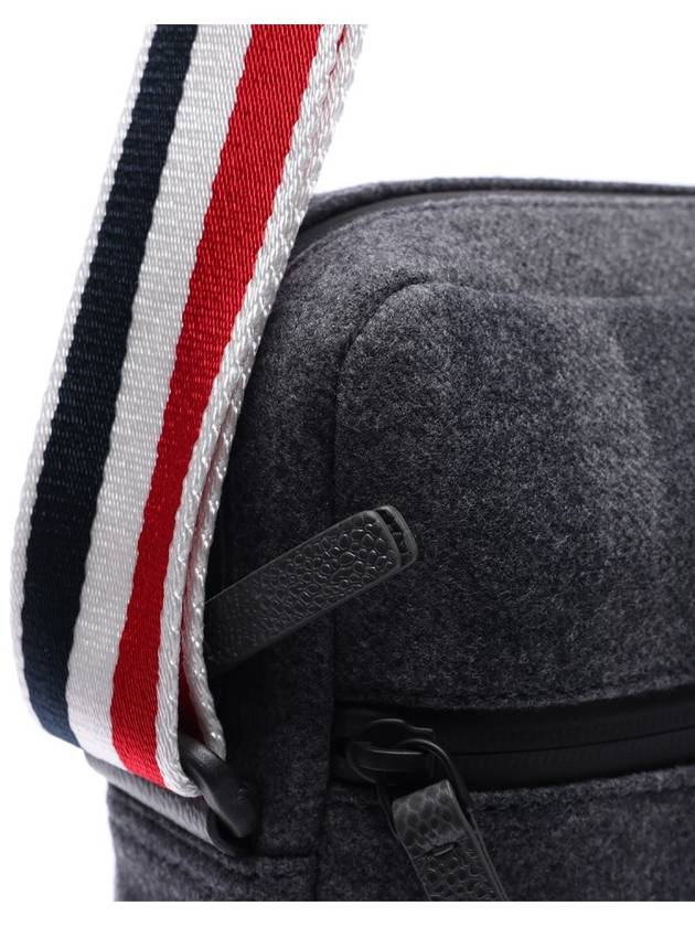 Diagonal Stripe Strap Camera Cross Bag Medium Grey - THOM BROWNE - BALAAN 5