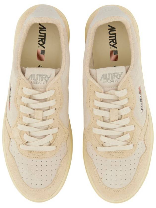 Medalist Logo Patch Low-Top Sneakers Beige - AUTRY - BALAAN 6