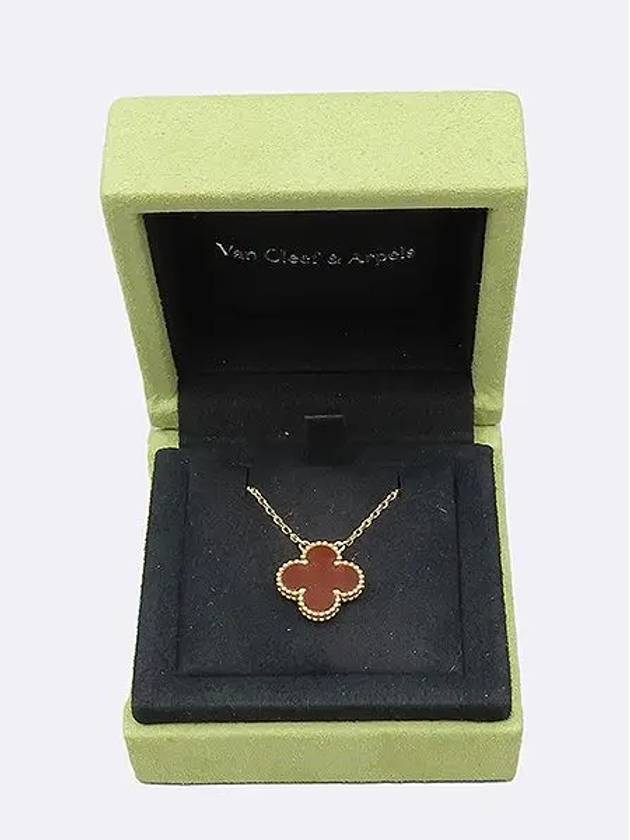 Van Cleef Arpels VCARD38500 18K Yellow Gold Alhambra Carnelian Vintage Pendant Necklace - VANCLEEFARPELS - BALAAN 4